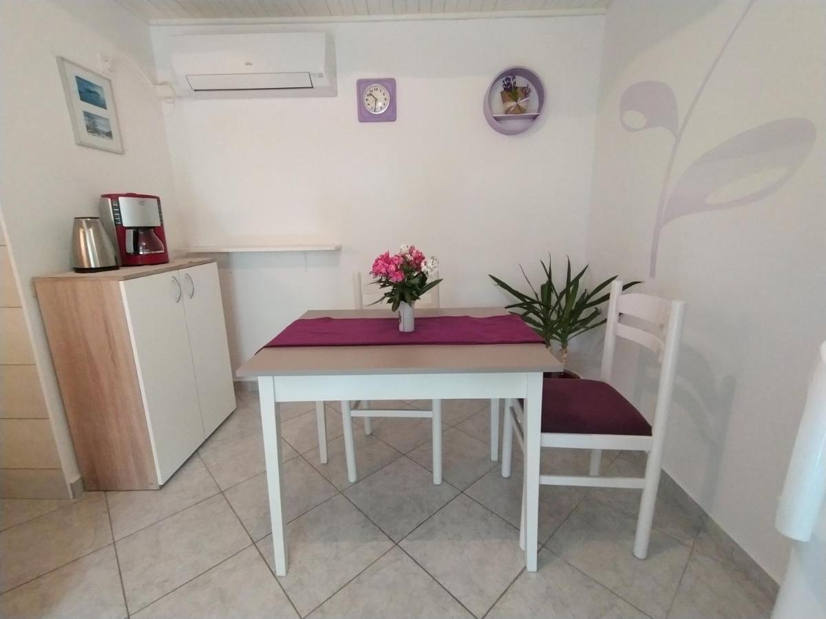 Apartments Dario Крк Экстерьер фото