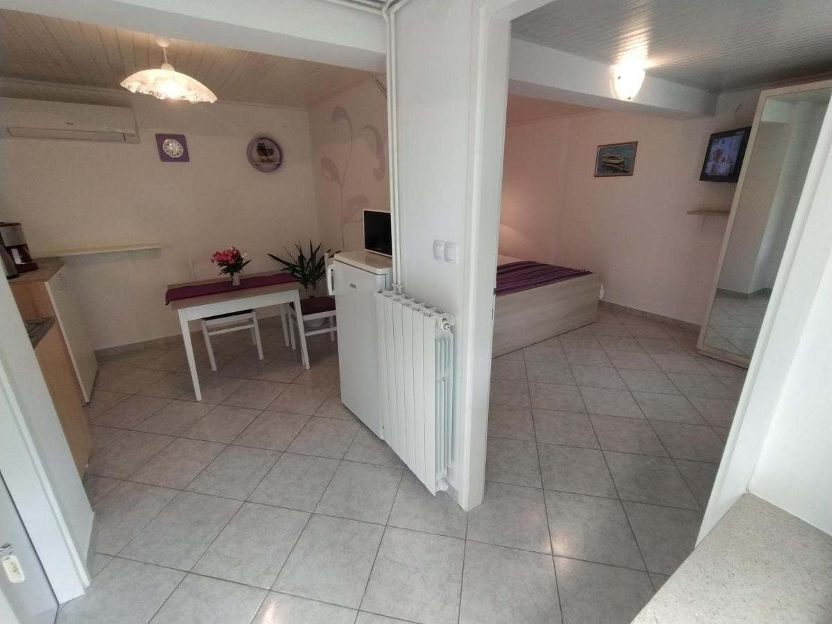 Apartments Dario Крк Экстерьер фото