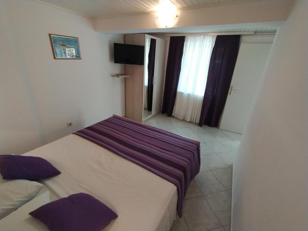 Apartments Dario Крк Экстерьер фото